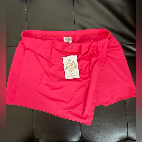 Becca 2 PIECES Swimsuit + Skirt Pink Medium - Picture 5 of 6